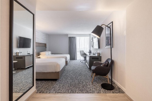 Radisson Hotel Jfk Airport image 9